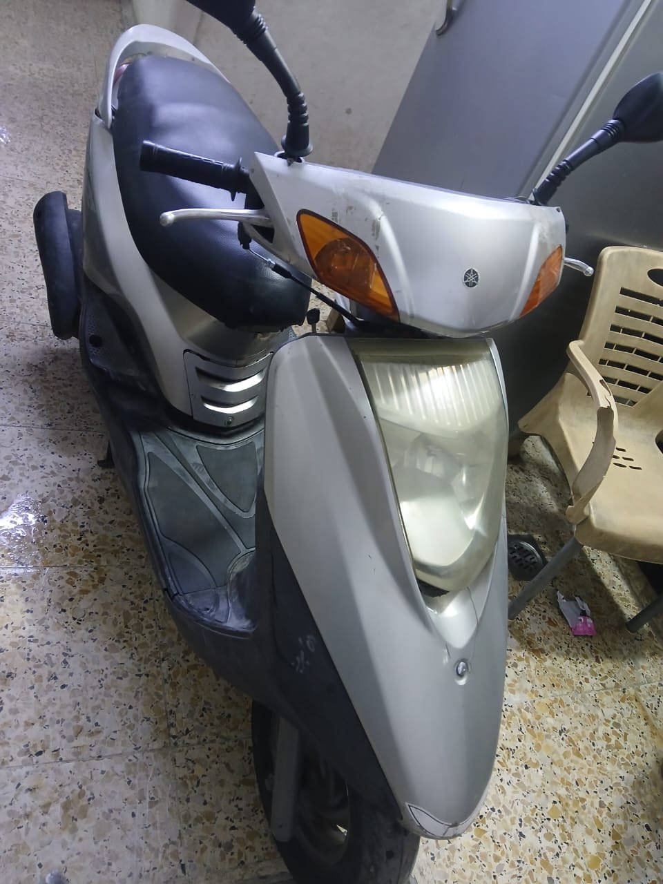 السلام عليكم دراجتين بريز نضيفات كله شغاله كهربائيات شغاله الدراجات خير من الله السعر ٤٥٠ الوحده وبياهن مجال للشراي مكاني مدينه الصدر الرقم *********** متواجد اتصال بس
