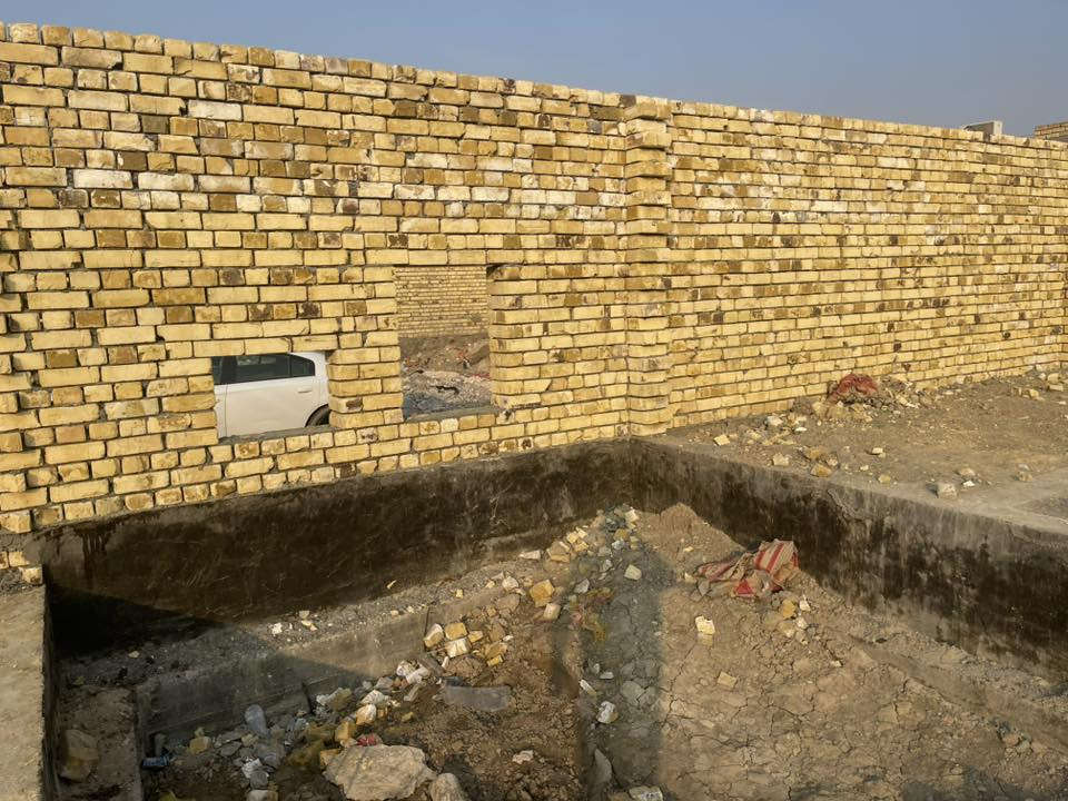 � فرصة استثمارية مميزة – هيكل زراعي للبيع 🌿

📍 الموقع: منطقة الصخيين – شارع الجامعة
📐 المساحة: 200 م²
🛣 يبعد عن الشارع العام: 60 متر فقط

🏗 تفاصيل البناء:

 • أساسات صبة نظافة كونكريت
 • تسليح درجة أولى
 • عوازل ومواد مقاومة للرطوبة
 • بناء متين وبمواصفات عالية الجودة

💰 السعر: 65 مليون (قابل للنقاش الجدي)

📞 للاستفسار والمعاينة:
***********

✨ موقع ممتاز… بناء مضمون… فرصة لا تتعوّض
