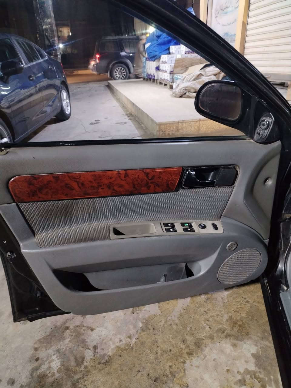 السلام عليكم اوبترا موديل ٢٠٠٦ مكينة وكير شرط السياره بيها صبغ جملية صحبها موجود يحول رقم انكليزي عيعوها هزة من اتحول بسمك السعر ٥٥ بيها مجال رقمي ***********
