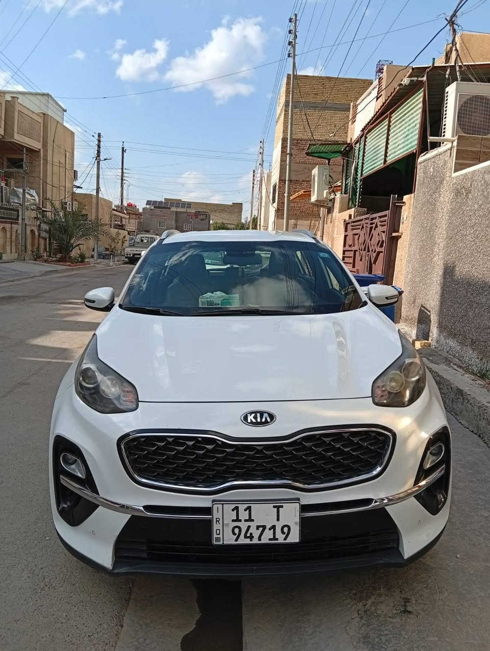 *********** 
***********
سبورتج ٢٠١٩ خليجي مكينه ٢٠٠٠ دوش ماشيه ٨٢ الف
كفوله السياره عده بارد بصيط باب الصدر من جوه كد شبر باقي السياره مكغول مكينه كير تبريد صدر مكفولات تايرات جدد سبير منازل بسمنه رقم الدولي الجديد
السياره جاهزه
مواصفات نص فول حساس امامي خلفي شاشه كامره تحكم ستيرن مانع انزلاق ثلاث وضعيات قياده داخل لونين
السعر ١٨٨ وبيها مجال بسيط للاستفسار *********** مكان بغداد الشعب بغداد, العراق
