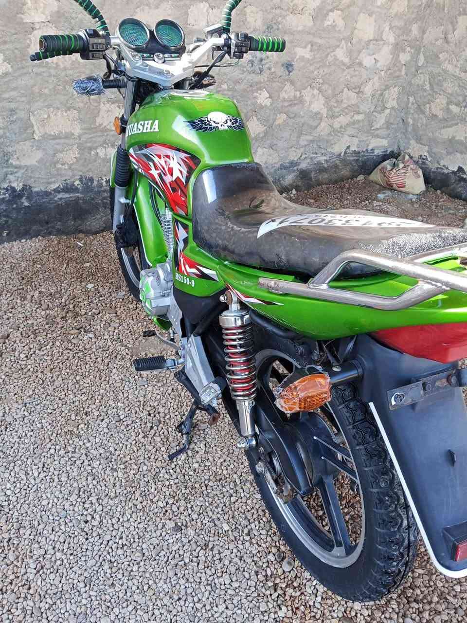 هيوشه 2021 للبيع اوراقه كامله نضافه فول محرك بلادي تايرات جديده مابي كل نقص السعر 800 وبي مجال بسيط 
الرمادي زنكوره ***********
