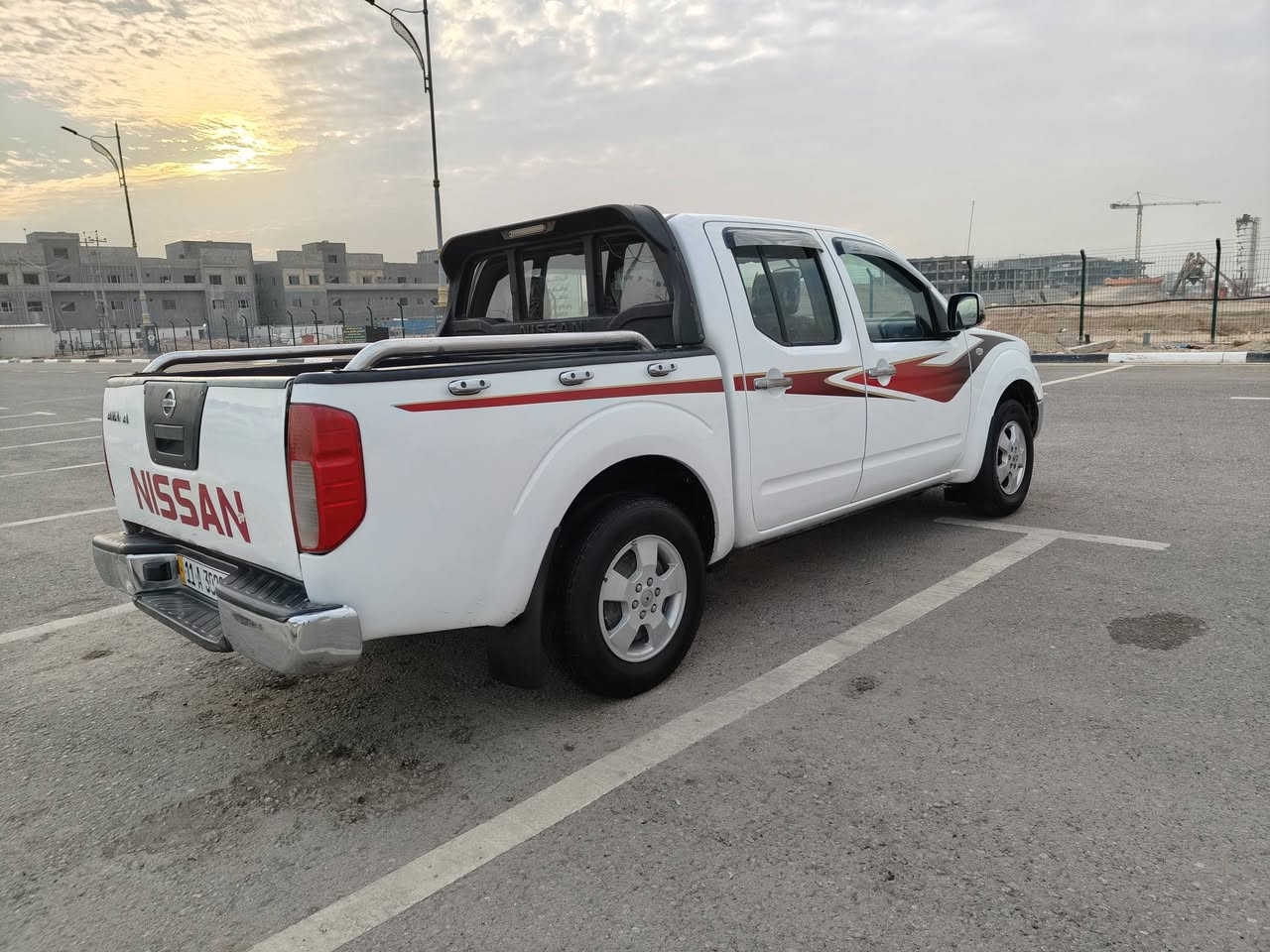 سلام عليكم للبيع بيكم نيفاره سعر 93 ستفسار أكثر *********** موديل 2009 كفالة من الضربة وتبديل  سياره جديده وجاهزه من كلشي  كير محرك بلاد رقم بغداد نكليزي حداديه تخم تاير تبريد سياره جديده  عنوان كربلاء
