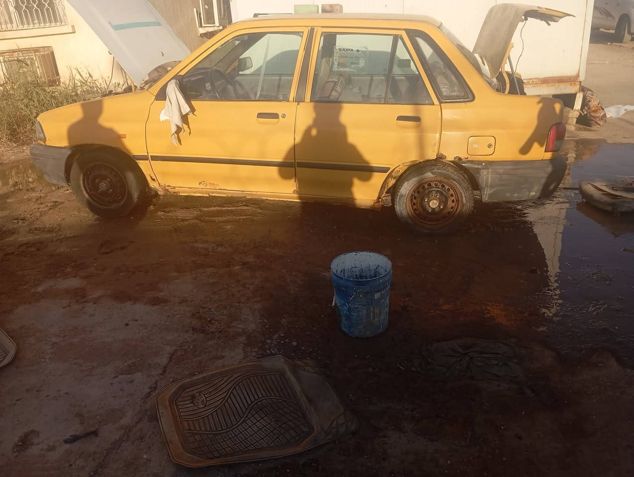 سايبا2011للبيع رقم بغداد باسمنا تحويل ثاني يوم السيارة بيها بخار ويردلها سمكره للكاعية والجنطه .المكان حله حي العسكري مركز مدينه 
السعر14 ورقه وبيها مجال
***********
