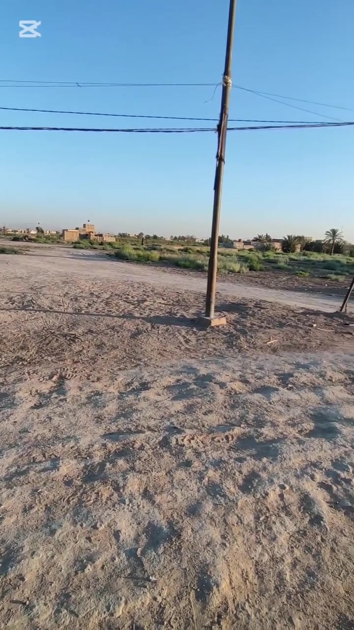 قطع أراضي للبيع بمختلف المساحات {{ 1000 - 1000 - 600 - 600 }} شارع الرئيسي عرضه ( 7 متر) وشارع لفرعي بين الأراضي عرضه (6 )أمتار قطع حلوه ومميزه واجهيه 1000 على شارع رئيسي (8 )متر وعلى شارع الفرعي ( 6 متر )  صاير ركن على شارعين // الاستفسار أكثر مراجعه مكتب المصداقية او الاتصال ***********
