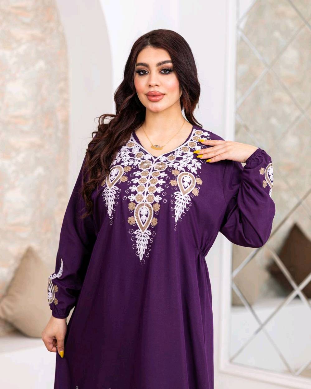 😍#جديدنا_وصل😍

 دشداشه  نسائي  مخور 🥰 
تطريز+ ستراس 

#الخامايه_قطن_مراسي_مصري

القياس.   2x 3x 
التوصيل بغداد 5 🚗🚗🚗
المحافظات.  6 🚌🚌🚌
للحجز والاستفسار واتساب ***********