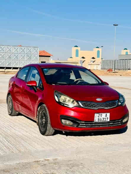 سلام عليكم للبيع
كية ريو 2014خليجي

بيها شخط بسيط موضح بلصورة

مكينة وكير خير من الله 

رقم واسط دولي 

حدادية 100/100ما عدة دبلات تعبانات

مكلف بنشر

سعر 93وبيها مجال للطيبين رقم ***********///***********
