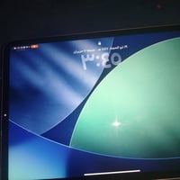 ايباد برو M1 • ١٢٨ • صدعه صغيرة