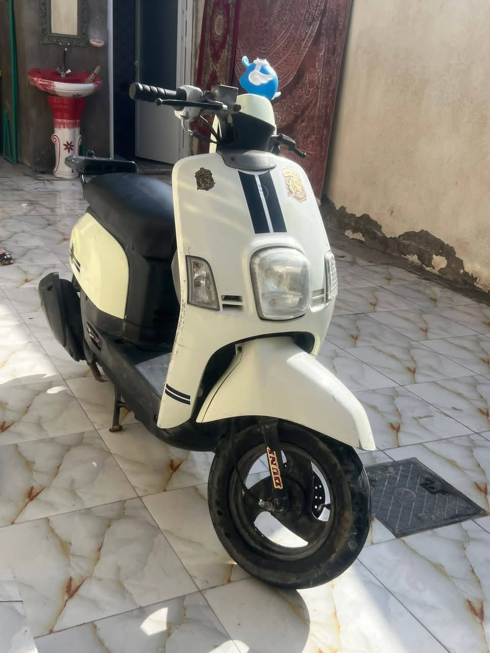 ماكس بوليس 120 كابريتر مكينه بلاديه ما مفتوحه كفرات ختم واحد اشاير لايتات هورن قفل سكان سلف هندر كلشي شغال لدراجه ما متعوبه ناعمه وتخبل رايدها 550 وبيها مجال


**إذا كنت صاحب هذا الإعلان وتريد حذفه لأي سبب، رجاءا أرسل رسالة إلى الدعم الفني**