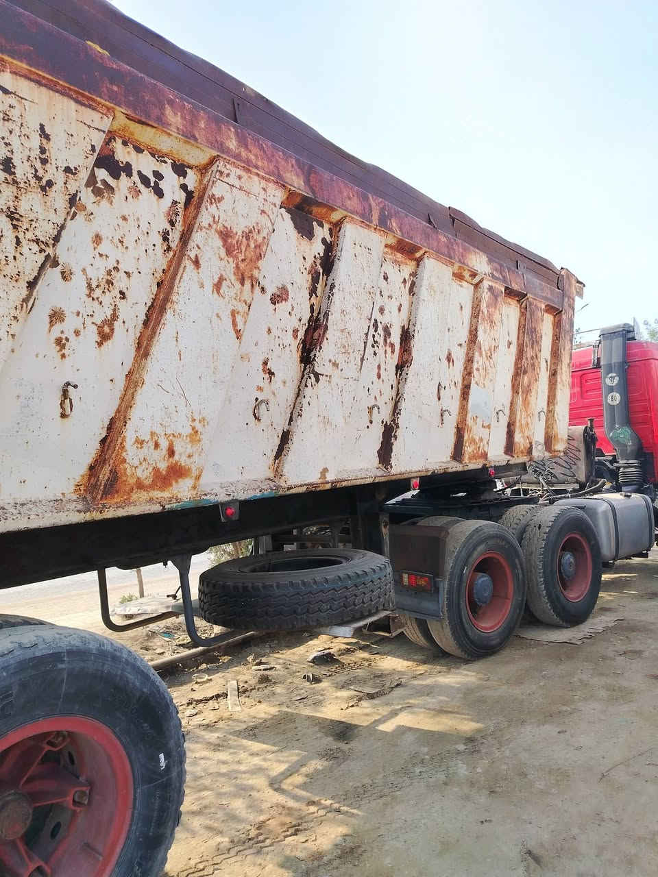 للبيع عربانه المانيه بلاديه براد 16 تخم تاير جديد شاصي مكفول مكانه نجف السعر /130 / ***********
