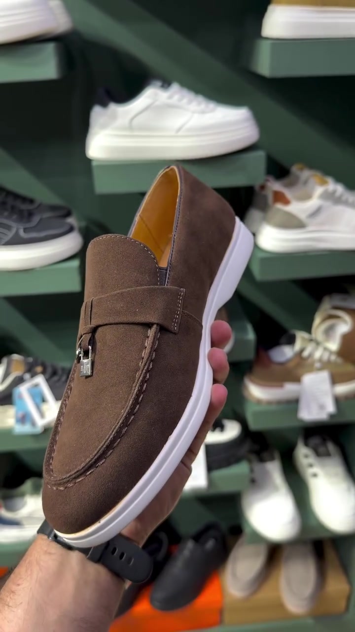 ⁨	⁨	⁨	⁨	⁨	⁨	⁨	⁨	ازياء سجاد حسن👟👞

العنوان👈🏻بغداد الحرية الاولى شارع باته مقابيل مجمع المدينة

للحجز والاستفسار☎️ ***********⁩⁩⁩

#العراق #ازياء #لوربيانا #لوفر #اكسبلورر
