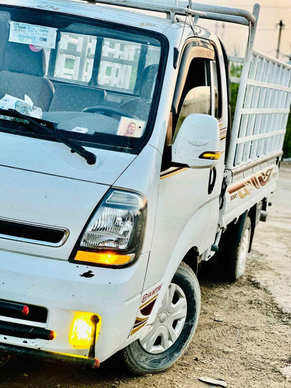 كيا بنكو 2700 كفالة 
كير محرك تخم تاير شواصي تبريد تدفئة 
السيارة مال محل او اسواق اسوك بيها وارجع اطبكها 
موديل 2020
مكان السيارة بواسط قضاء العزيزية 
للاتصال ***********
***********
