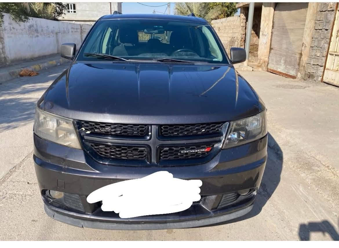 السلام عليكم
 …. جورني موديل 2018 امريكي شمالي سليمانية رقم دولي تحويل محرك وكير بلادي بدون دواخل الضرر قطعتين جاملق وشويه من باب السايق

الباقي بلادي صدر تايرات جديد سيارة نضيفة

السعر 140$ وبي مجال للشراي

الاستفسار الاتصال عالرقم
*********** كركوك, العراق
