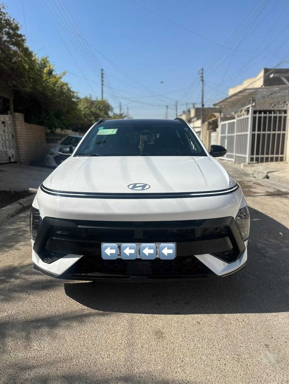 كونا موديل 2024 N LINE فول رياضي
فول فول مواصفات سلايد فتحة 

          حجم المكينه : 1600 تيربو كيره يجي 8￼النمر 
￼ 
المسافه المقطوعه : 38الف ميل 
                    لون سيارة أبيض ￼
 كلين من كلشي مكفوله كفاله عامه￼
مواصفاتها 
1. شاشه
2. كامرا 
3. ويل كب 
4. رادار امامي 
5. رادارات جانبيه
6. ويل كب  20
7. هيترات بالكشنات 
8. لايتات زنون عالي ناصي
9. لد امامي 
10. بكلايت لد 
11. اوتو ستوب 
12.فتحه
13.بصمه 
14.تشغيل عن بعد
15. حساسات خلفيه
16. هندبريك بصمه
17. اوتو هولد
18.فور ويل 
19.بصمه ابواب
20.كشنا جلد حمرا واسودّ 
اي شي عندك الواتساب موجود اتصل عليه ***********
مكان السياره بغداد
