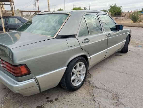 190 طيارين رقم أربيل إنكليزي، مكينة وكير مكفولات، تبريد شغال، كير عادي 5 نمر وعندي كير أوتوماتيك كامل مع تفرعاته احتياط أنطيه مع السيارة حدادية 90% لا يوجد حادث قوي، بدون خياسات، وكالة عامة باسمي تحويل مباشر، سعرها 40 بيها مجال للجاد بالشراء، مكاني بغداد سبع أبكار
***********
