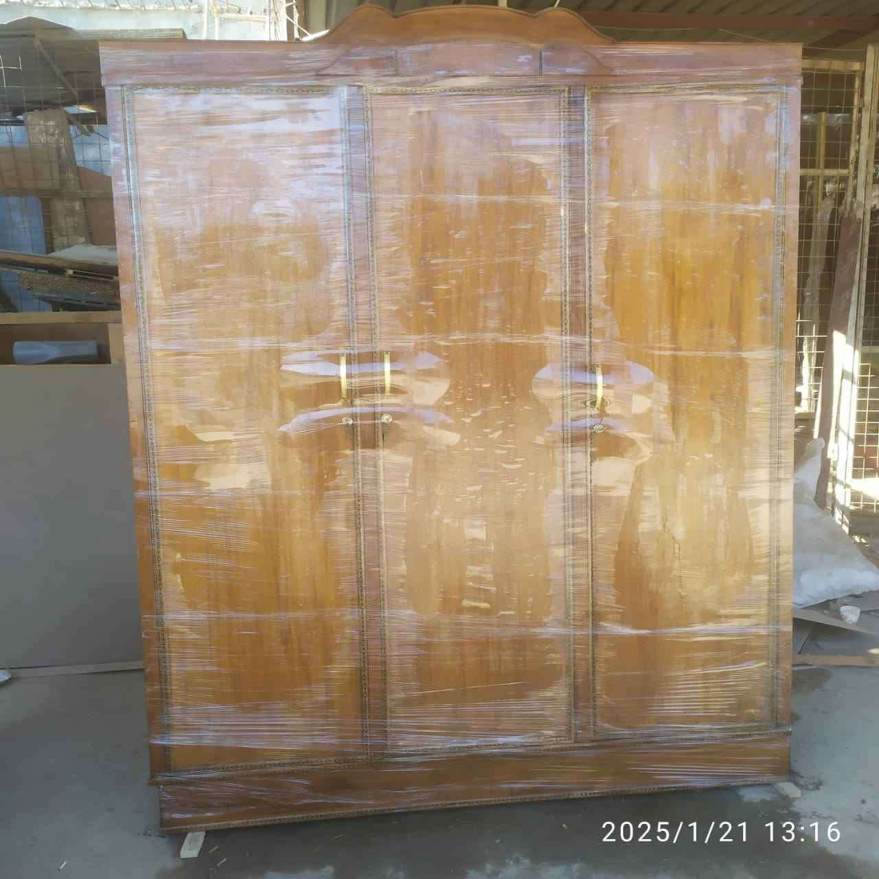 كناتير ثلاث ابواب السعر 180
حله ناحية ابي غرق مجاور مدرية زراعة ناحية ابي غرق 
***********
***********
محل  نجارة سيد ستار لاثاث 
والاتخام بكافة  انواعها حلة, بابل
