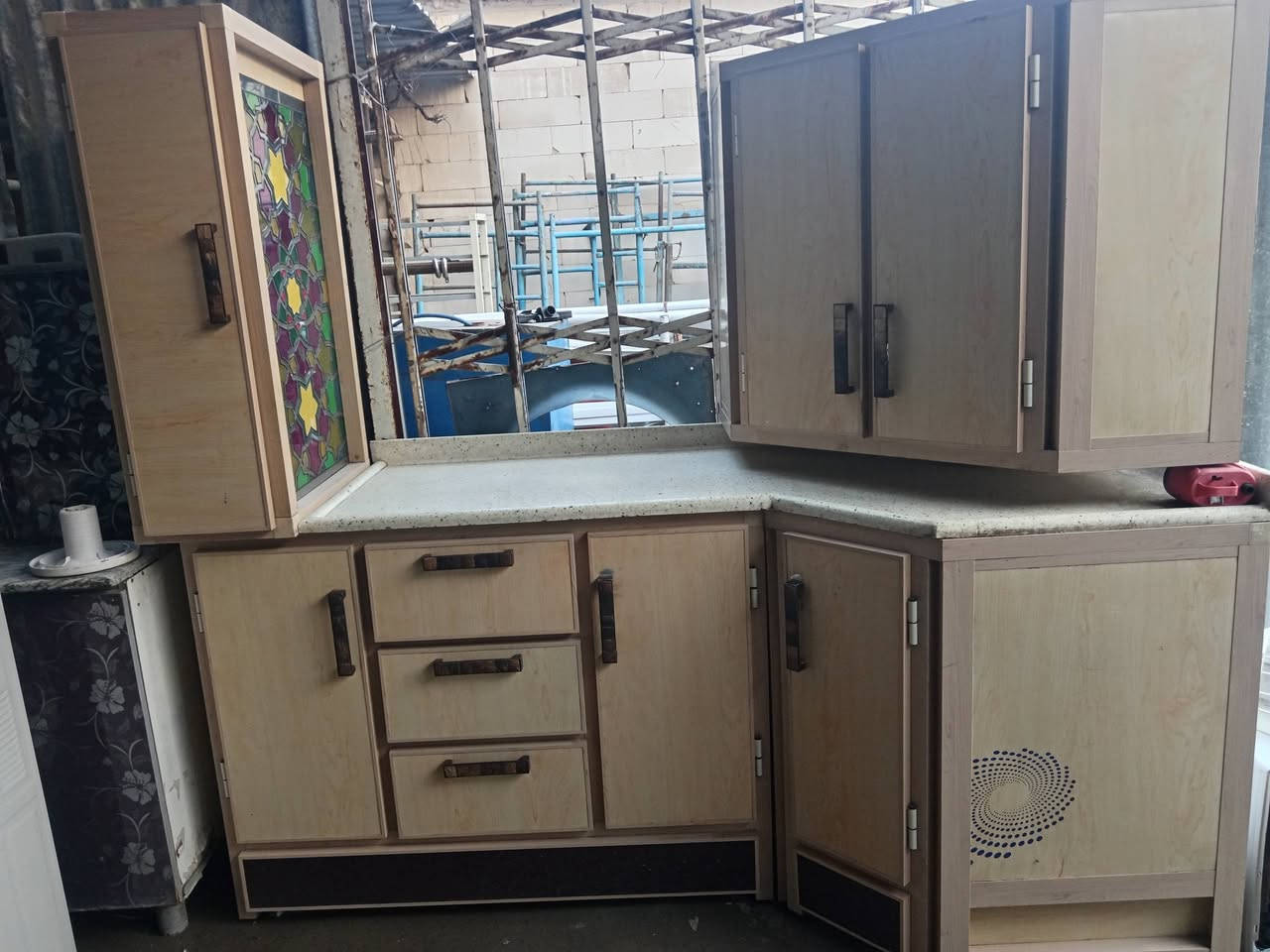 كاونتر مرمر نضيف كلش مابي اضرار السعر ٢٠٠ألف للاستفسار ***********
