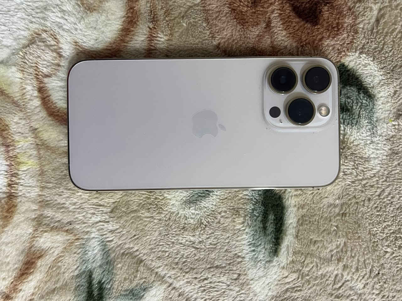 سلام عليكم آيفون 13 برو مبدل بطاريه اصليه تقره نسبه ذاكره 256تك سيم يدعم شريحه  للبيع او مراوس وي 14 برو ماكس


**إذا كنت صاحب هذا الإعلان وتريد حذفه لأي سبب، رجاءا أرسل رسالة إلى الدعم الفني**