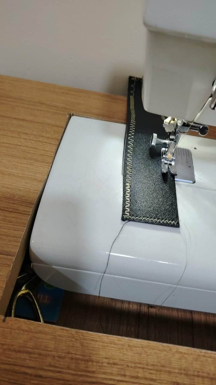 مكينة خياطة اخو جديد بي انواع تطريز شرط مع الميز كامل شرط فحص بدون عيب سعره 160 الف وبي مجال شراي خابر *********** كركوك, العراق
