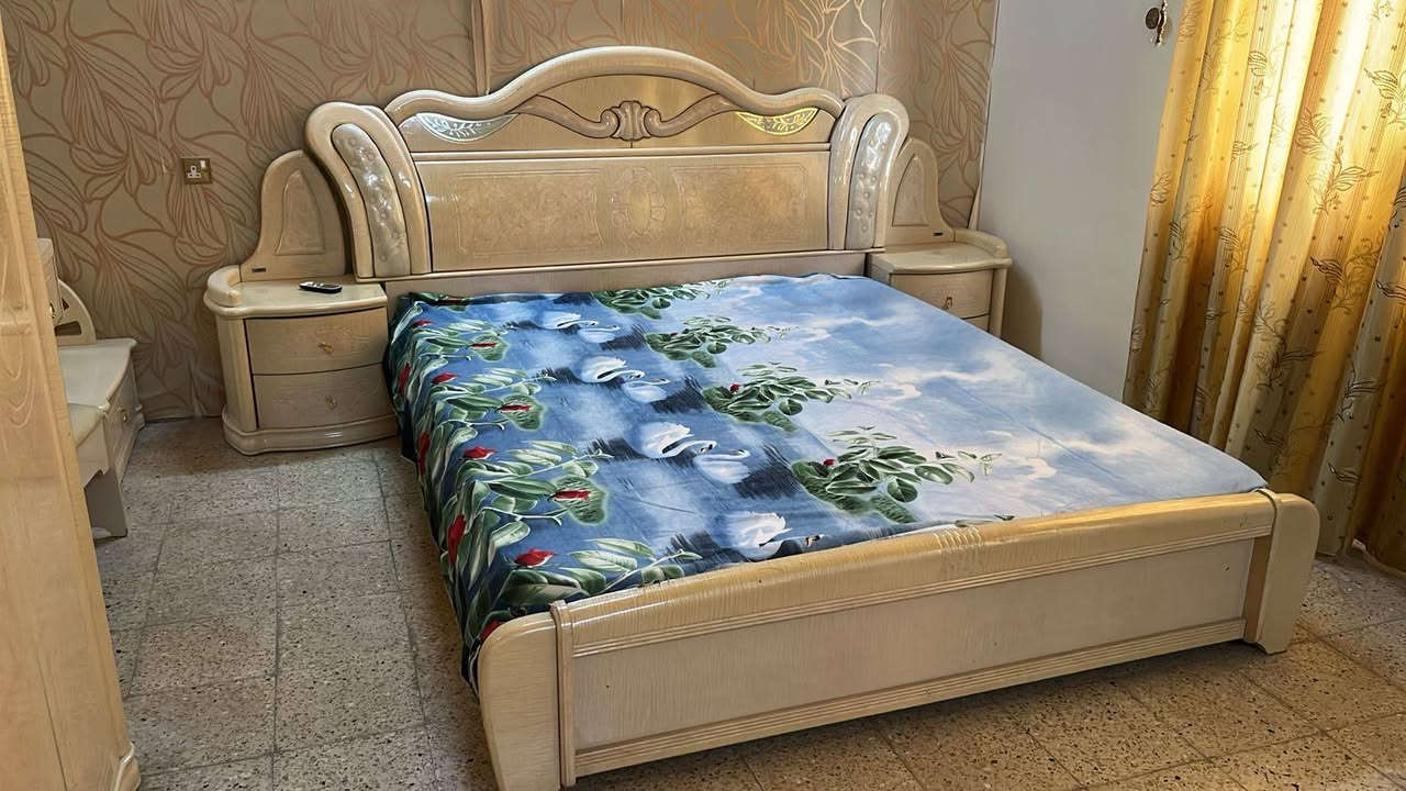 غرفة نوم للبيع 500 وبي مجال بسيط


**إذا كنت صاحب هذا الإعلان وتريد حذفه لأي سبب، رجاءا أرسل رسالة إلى الدعم الفني**