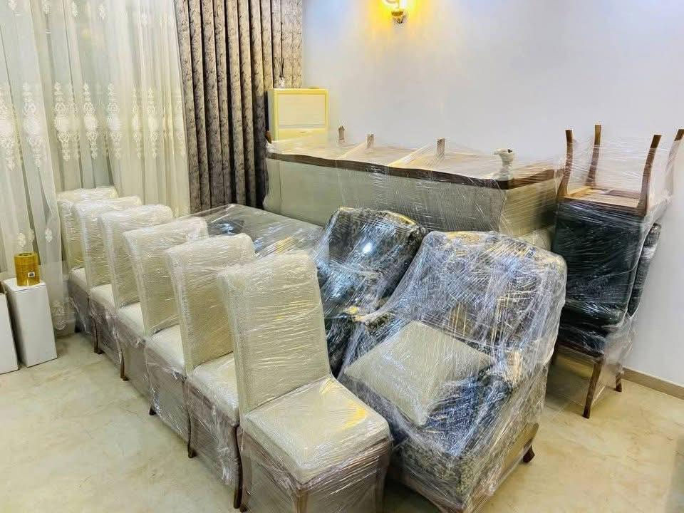 شركة الاوائل لنقل الاثاث

تُقدم لكم خدمة نقل الأثاث المنزلي والمكتبي داخل بغداد أو من محافظة إلى محافظة اخرى 
كل ما عليك ان تتصل  بالرقم

🔴تنويه لا نحتاج إلى يد عاملة كادرنا مُتكامل

*********** (واتساب)

*********** (واتساب) 

 او على خاص الصفحة( ومدة كل عملية النقل لحين وصوله لا تتجاوز ال ٢٤ ساعة 🛫.) 

تفاصيل الخدمة :⬇️

نتكفل بكافة الموافقات الامنيه للتنقل بين المحافظات
نتكفل بوصول كافة الاغراض بشكل سليم وأمن 
_________________________ 
1- فتح الأثاث بالكامل( غرف النوم ، السبالت ، الكاونترات ،    
البردات ، الكهربائيات ) 
2- تغليف كافة الأثاث بتغليف خاص للنقل الخارجي بما يضمن سلامة وصوله بدون اي ضرر إلى بيتك 
3- نوفر لك عمال تفريغ الاغراض في المحافظة التي تود الانتقال إليها
