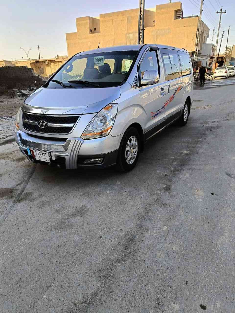 سلام عليكم للبيع ستاركس موديل 2009 رقم بغداد مكفوله محرك وكير وتبريد خير من الله  العنوان بغداد طارميه رقم الهاتف ***********
