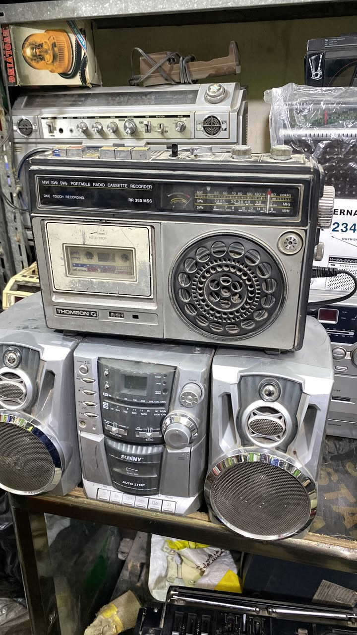 مجموعة مسجلات ياباني قديم للبيع ***********
