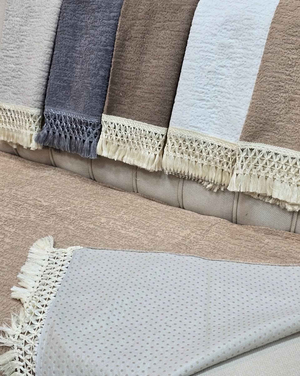 #عرض_خاص 

سيت مفرش تخم بوهيمي ساده 
الضهر مانع تزحلق مانع تسرب مياه وتر بروف
جلد حبيبات سليكون 
من ماركه الصراف العالميه 
للتخم ال10 مقعد 
2 كبير قياس 190×70
1 وسط قياس 140×70
2 كراسي قياس 70×70
متوفر خدمه توصيل للكل المحافظات 5 

#الكمية_محدودة_جداً


**إذا كنت صاحب هذا الإعلان وتريد حذفه لأي سبب، رجاءا أرسل رسالة إلى الدعم الفني**