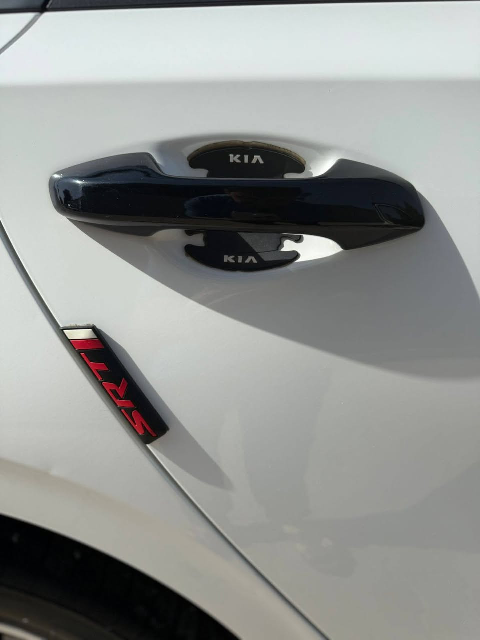 سيراتو 2021 خليجي رقم بغداد انكليزي باي محافظة تداور مكان سياره سماوه سنويه ٢٠٣١ ماشه ١٠٣ الف السونار موجود


**إذا كنت صاحب هذا الإعلان وتريد حذفه لأي سبب، رجاءا أرسل رسالة إلى الدعم الفني**