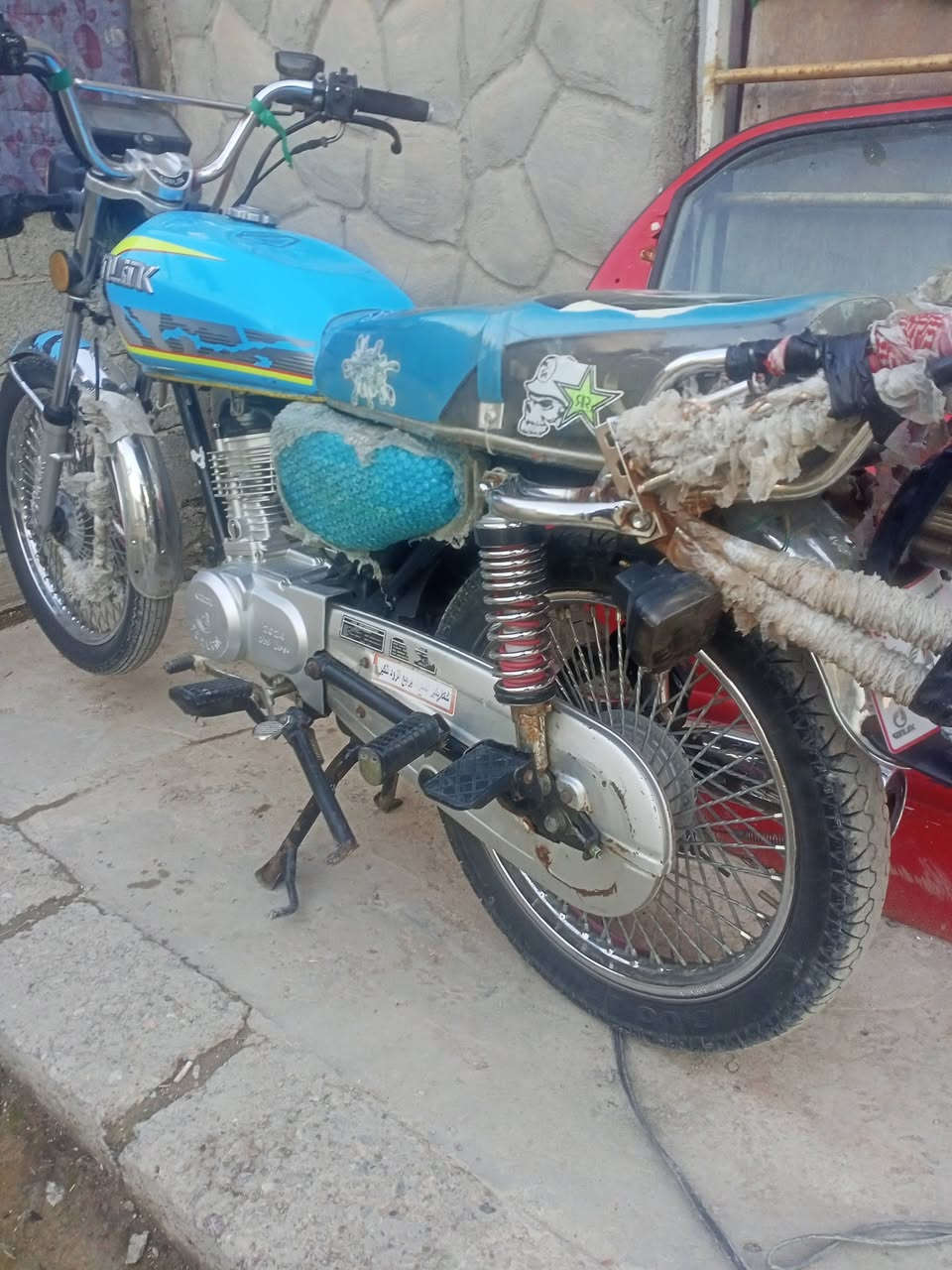 سلام عليكم دراجه موديل 24 اوراق موجوده خير من الله تريك وين مايعجبك ريدها 650 وبيها مجال قليل شراي يجي خاص


**إذا كنت صاحب هذا الإعلان وتريد حذفه لأي سبب، رجاءا أرسل رسالة إلى الدعم الفني**