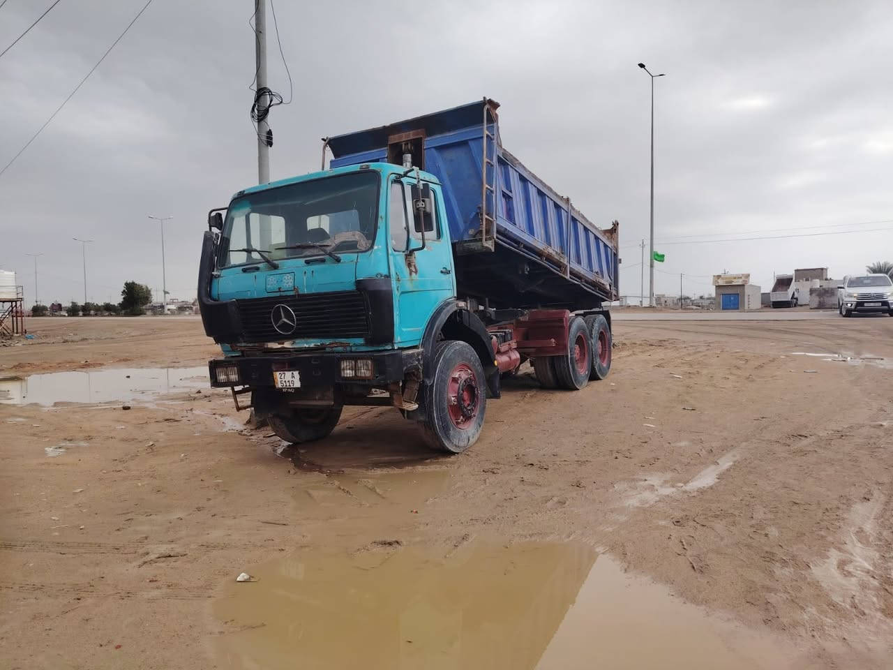 السلام عليكم البي للبيع مديل 75محرك 28كير 160مجموعه جي اف  رقم انكليزي ذي قار  باقي  التفاصيل اتصل على الرقم ***********
