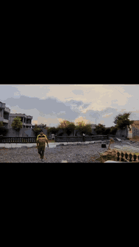 السلام عليكم يوجد قالب سياج حدائق وبلكونات وستاير و داير حسب الطلب 
سعر المتر 8 والدنكه 10 للاستفسار ***********
