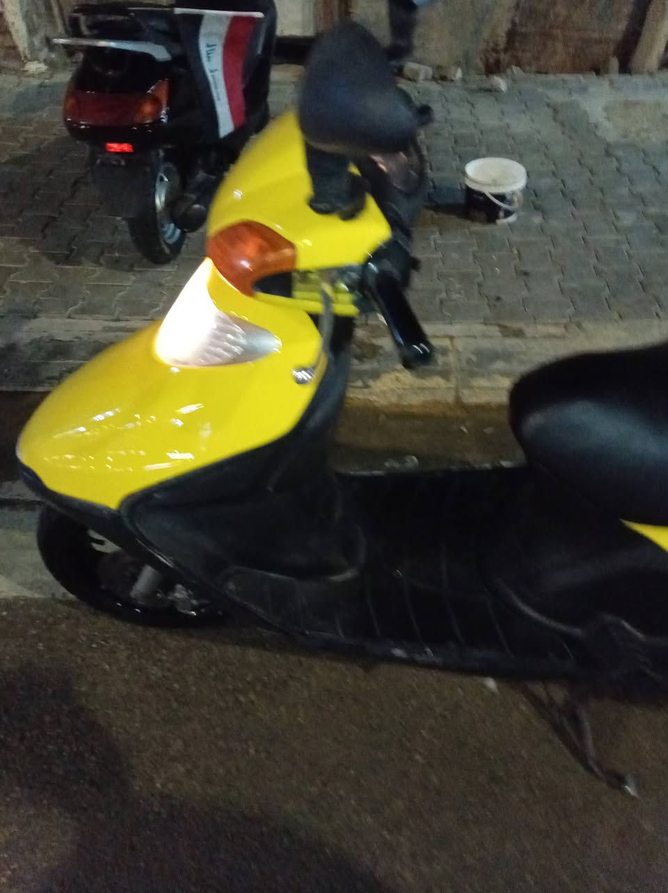 سبيسي كمله البيع السعر 8000 وبيه مجال الشراي ***********
