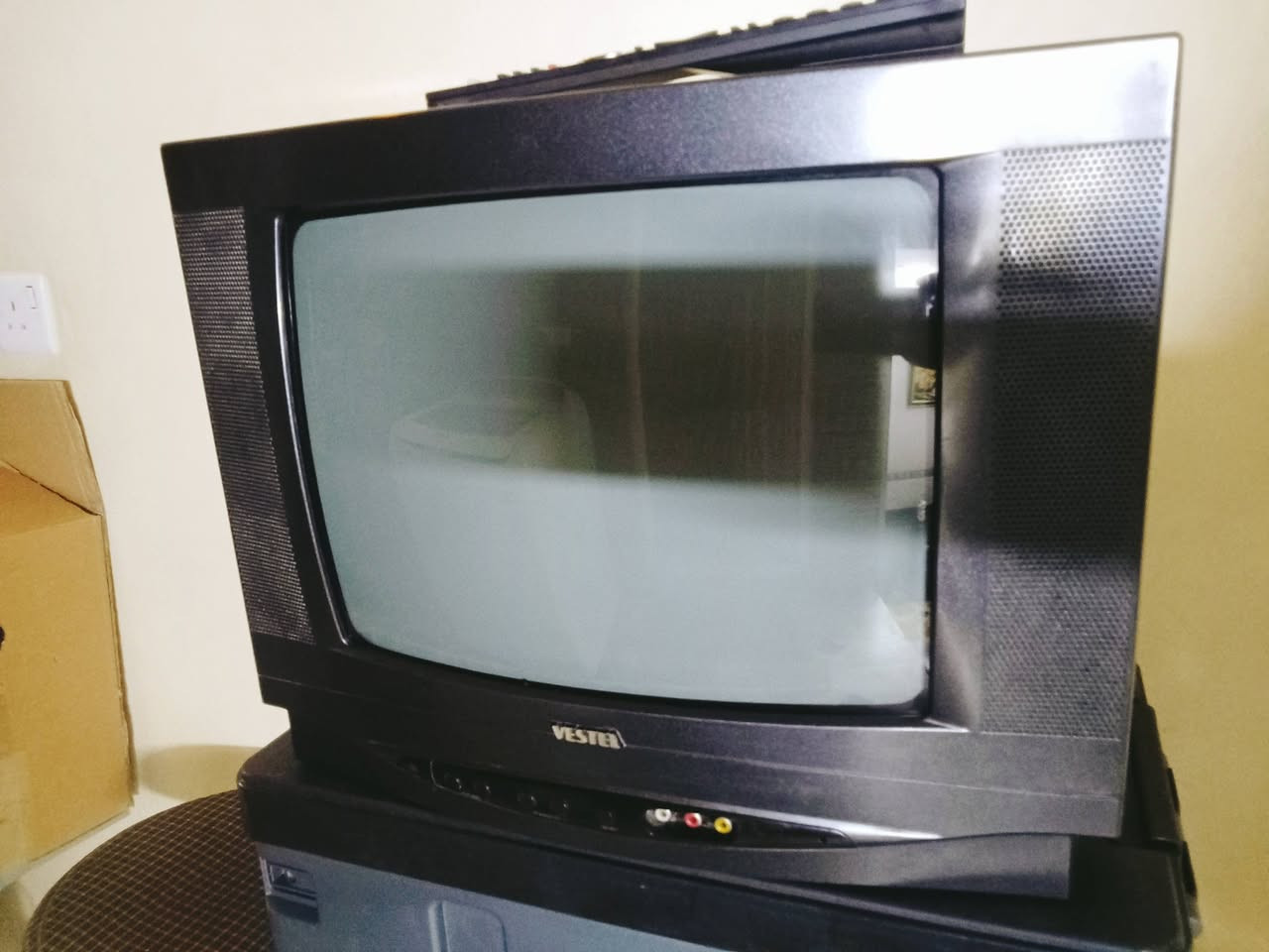 تلفزيون فستل شغال مع ريمونت السعر 35 الف


**إذا كنت صاحب هذا الإعلان وتريد حذفه لأي سبب، رجاءا أرسل رسالة إلى الدعم الفني**