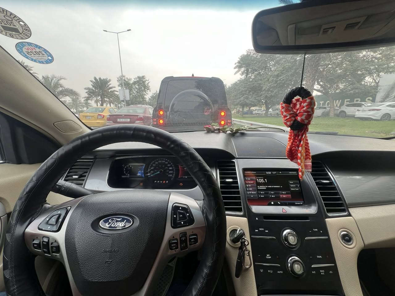 السلام عليكم
فورد تورس ٢٠١٤ خليجي وكاله نيفا
فول مواصفات sel .
كفاله عامه من الحادث بيها صبغ بابين ونص جاملغ بدون دواخل اثر شخوط .
كفالة من النواقص .
كير مكينة مكفول من الفتح 3500 .
للبيع
عارضها ب ١٣٥ وبيها مجال قليل .
السيارة اليوم و باجر ب أربيل وباقي الأيام ببغداد .
للاستفسار 
***********
