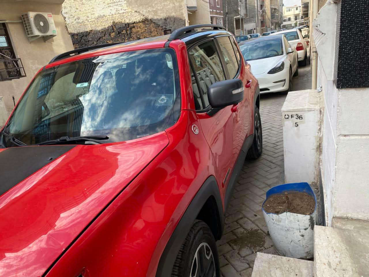 السلام وعليكم جيب رينجد موديل 2015 رقم بابل الجديد بأسمنه مواصفات ترايل هوك يعني العاليه حادثها موضح بلصور صبغ جاملغ امامي فقط وبارد بنهاية قبق الجنطه فقط والباقي مكفول عارضها ب114 وبيها مجال مكاني بابل الاسكندريه ***********
