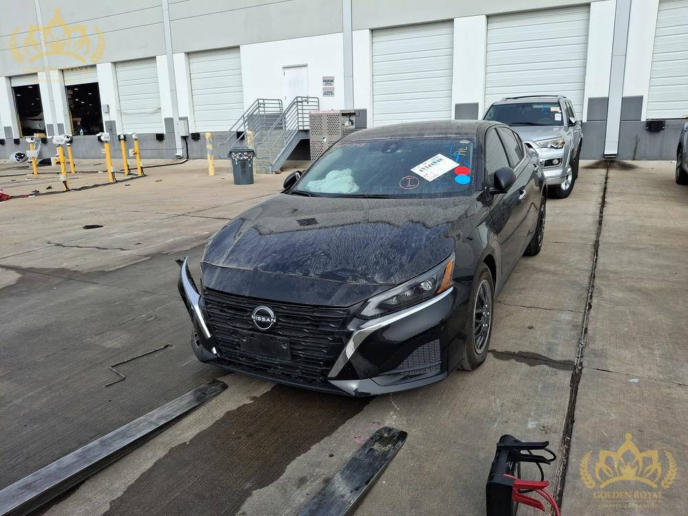 السلام عليكم
نيسان التيما 2024 فئة s 
حاليا بالاردن الحادث كما موضح بالصوره 
فقط جاملغ ورصعه بالباب من دون دواخل
+ ايرباكات طاكه تكدر تدخلهه شهداء اوضباط 

السعر 110 قفل 

رقم الهاتف
***********
