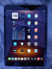 iPad 7 مستعمل للبيع ذاكرة 32 وبطارية 91 الجهاز نظافة 95% الجهاز تخطي ب...