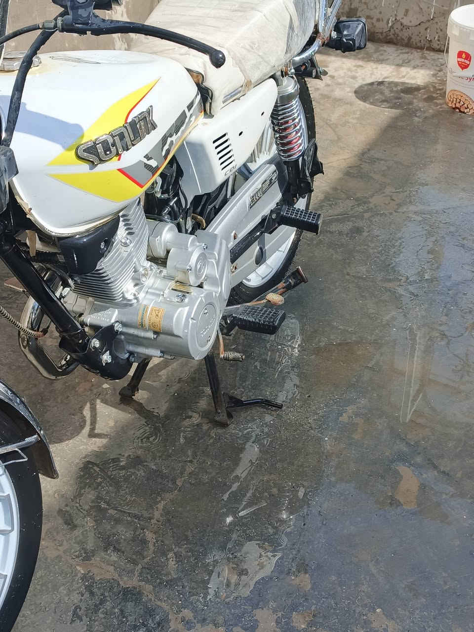 السلام عليكم دراجه سيفان موديل(24)محرك (200)مكفوله كفاله عامه من كلشي اوراق سكنر  سعر خاص المكان بابل دبله
هذا رقمي ***********
