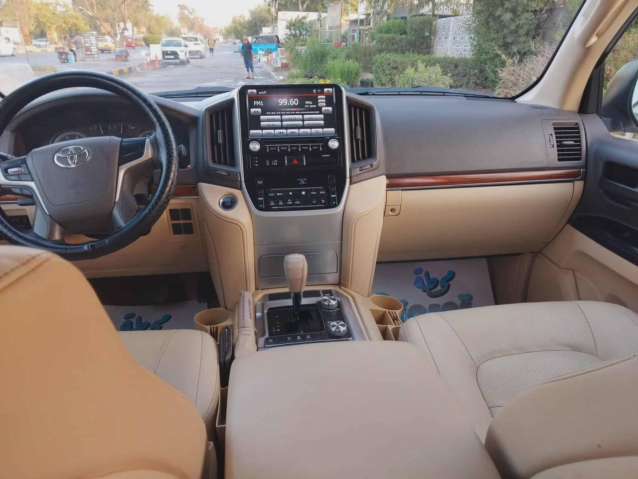 تويوتا لاندكروز 2017 GXR خليجي SAS فول مواصفات
مكفوله من ضربه وصبغ وبارد سياره جديده لوك ___________________________ 

محرك حجم V8 4600

حساسات امامي خلفي

بصمه وتشغيل عن بعد 

مثبت سرعة دبل ماوس 

سلايت و 8 ايرباك

  

كشنات جلد وكهرباء 

ويل كب كروم اسود  

علامه لاندكروز ليزريه بل دوسه ترحيب 

           
شاشه كبيره
السياره ماشيه 147 الف KM

السياره جديده ومابيه اي نقص من كافه النواحي 

السعر47000

             العنوان بغداد شارع فلسطين.  ***********
