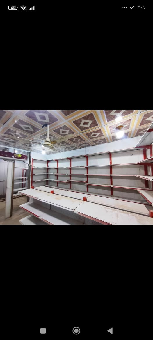 للبيع رفوف 100 متر سفينه 10 أمتار  الاستفسار ***********
