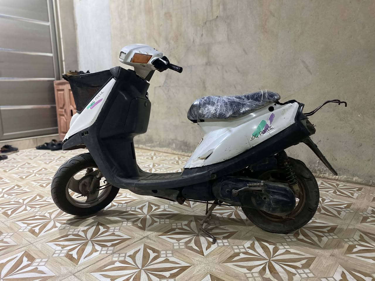 دراجة ياماها نظيفة ما بيها عيب بس السلف ما يشتغل 125 الف بيه مجال اتصال ***********
