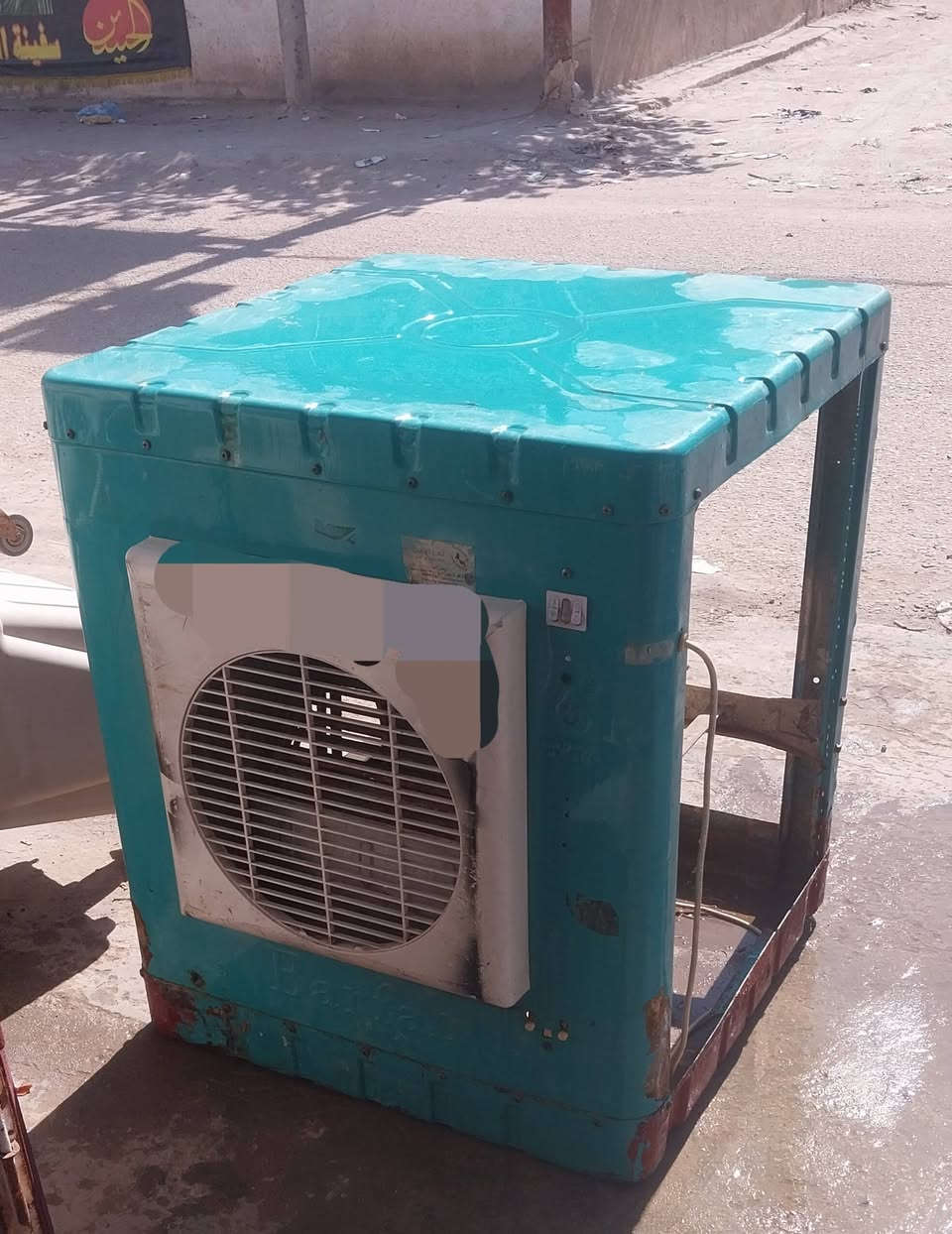 مبردات للبيع نظيفات جدا البرفاب سعرها ٨٠ الف  الزركه ٧٠ الف العنوان شارع علي قماره قرب حسينية الشهداء  ورشة ابو عبد الله لتصليح الغسالات والمبردات ***********
