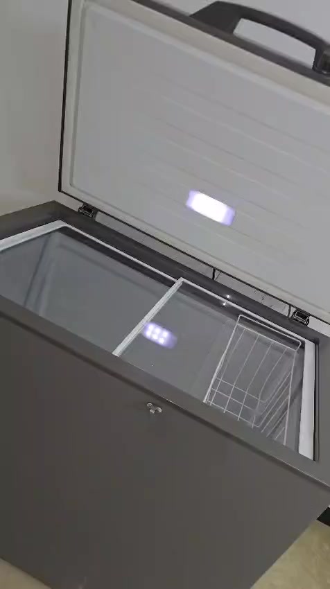 مجمدة نظيفة كلش 9قدم شغالة ومداخلة تصليح  فقط بية طعجات من الداخل مبينة بالصور بس مماثرة علية السعر ٢٥٠
المكان الطي


**إذا كنت صاحب هذا الإعلان وتريد حذفه لأي سبب، رجاءا أرسل رسالة إلى الدعم الفني**