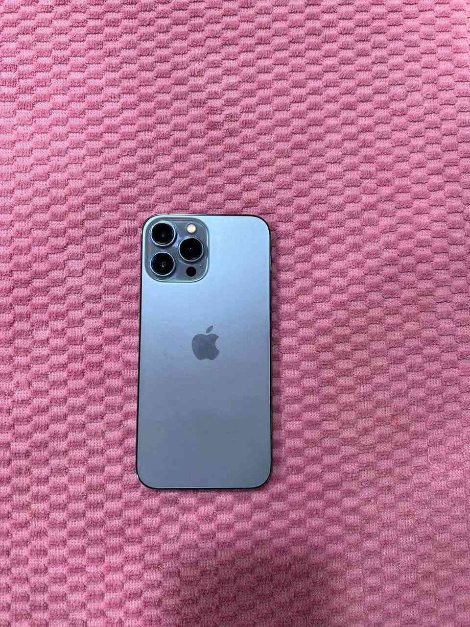 السلام عليكم ايفون 13 برو ماكس لون بحري بطاريه 85 بالحاسبه 87 شرق اوسط مكفول من اي عطل فيس ايدي سماعات كامرات كلها اتصال كلها شغاله 
الجهاز مامفتوح
ذاكره 256 نموذج m
كارتونه موجوده غراضه كامله
السعر 625 وبي مجال  مكاني حله شارع ٤٠ 
***********
*********** حلة, بابل
