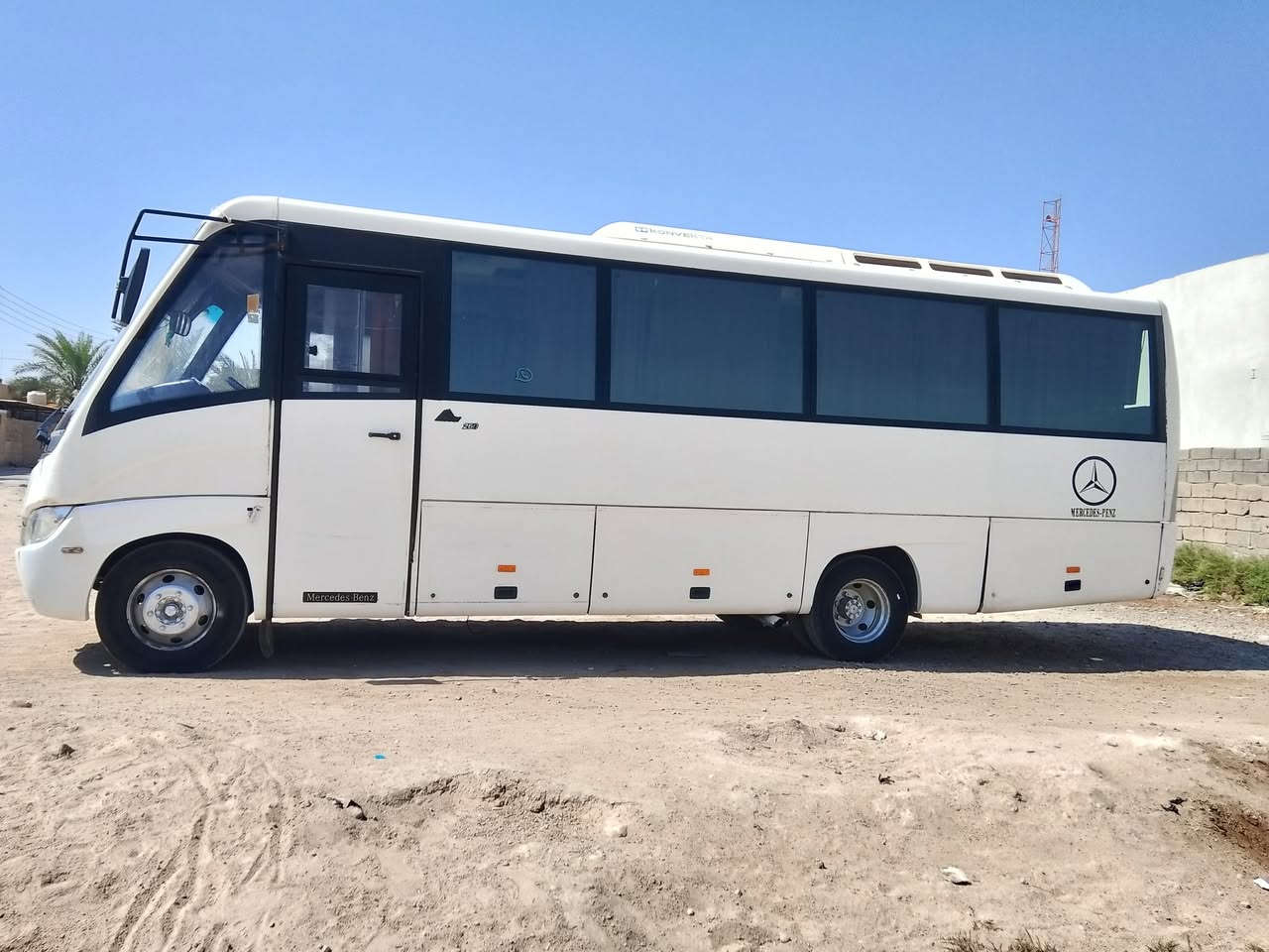 يا الله سلام عليكم مارسدس للبيع مديل 2012 سيارة كامله مكمله بوجهك للشارع تخم تاير تبريد كهربائيات كله شغاله محرك لاستفسار اتصل وبيك خير وتدلل ***********
