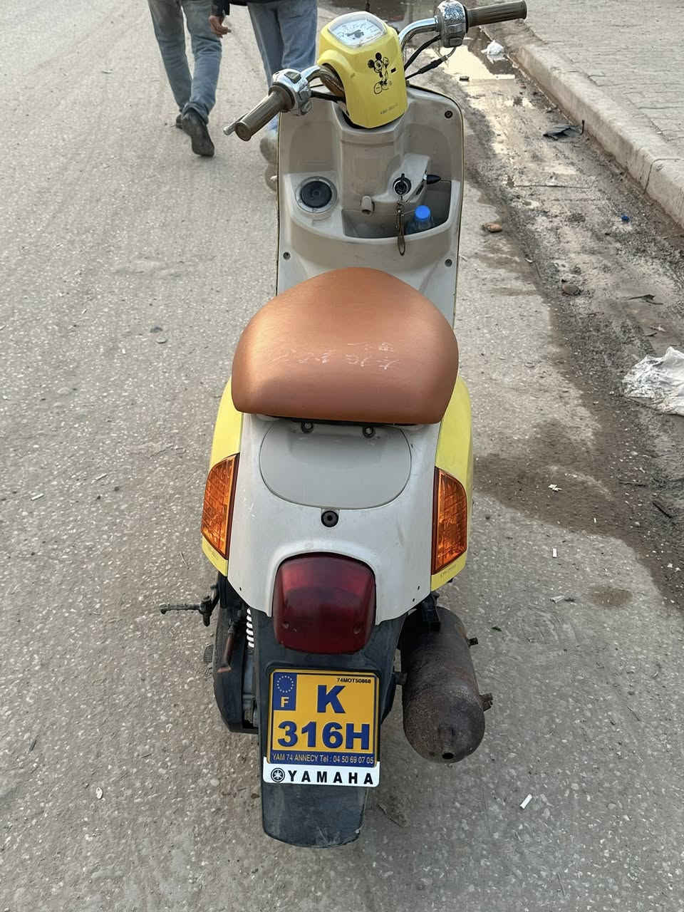 السلام عليكم 
دراجة ماكس بوليس للبيع دراجة نضيفة وجديدة مكينة شلعة ومعدل دبلات كهربائيات كلهة شغالة الدراجة كابريتة مو نوزل نظيفة كدام عينك السعر 750 وبيهة مجال للطيبين 
مكاني الحلة - الوردية خارج 
***********
