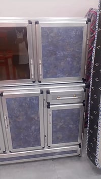 كاونتر المنيوم • ٥ قطع • نظيف ١٠٠٪