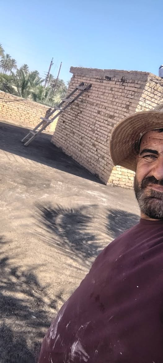 تم إنهاء عمل تنضيف السطح وغسله وعمل ماده عازلة للسطوح مقاوم للمياه والرطوبة وعازل حراري للاستفسار على الأرقام التالية ***********او *********** ان شاء الله ينال اعجابكم
