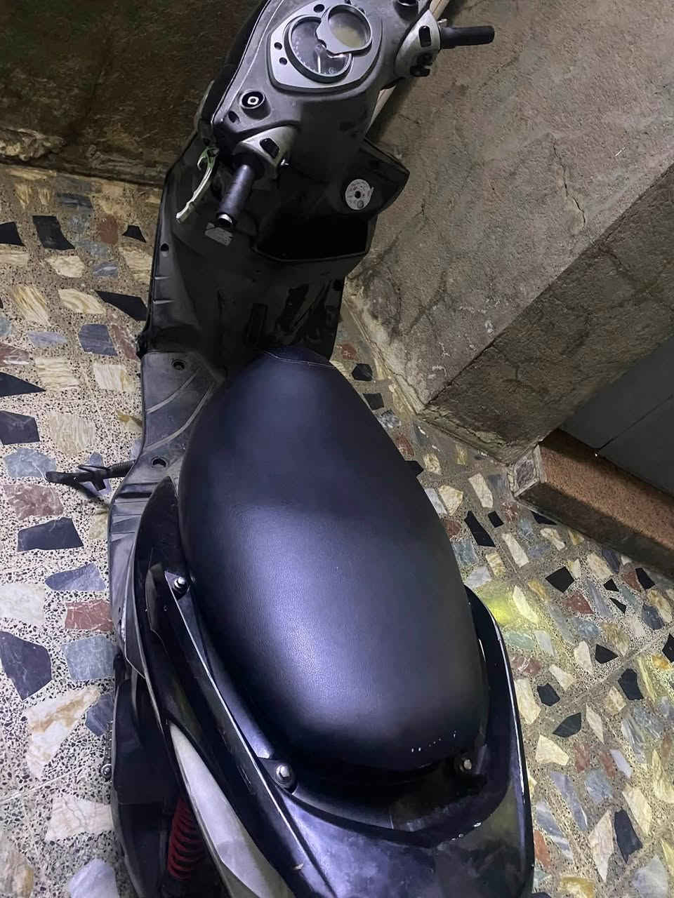 السلام عليكم سكنس فحل كابريتر
ب350 وبيه مجال
***********

