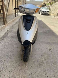 للبيع دراجه بريز حديث لايت عالي الدراجه مال رمبه على ايدي نزلتهه الدرا...